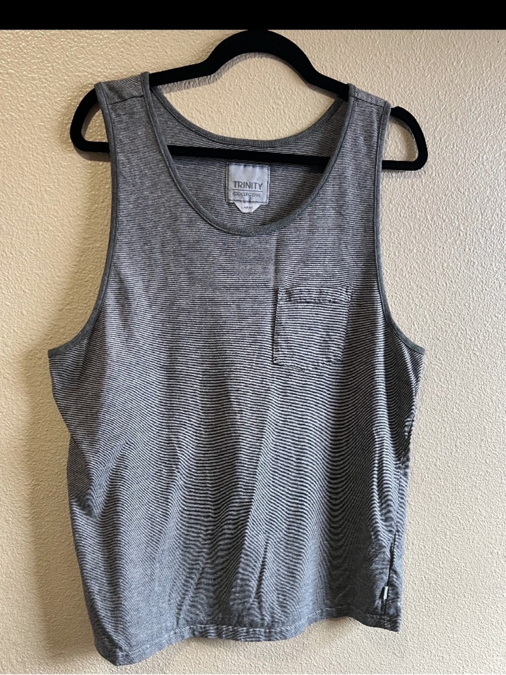 Trinity Collective Tank Top Stripped grey white summer pocket top‎ size Large